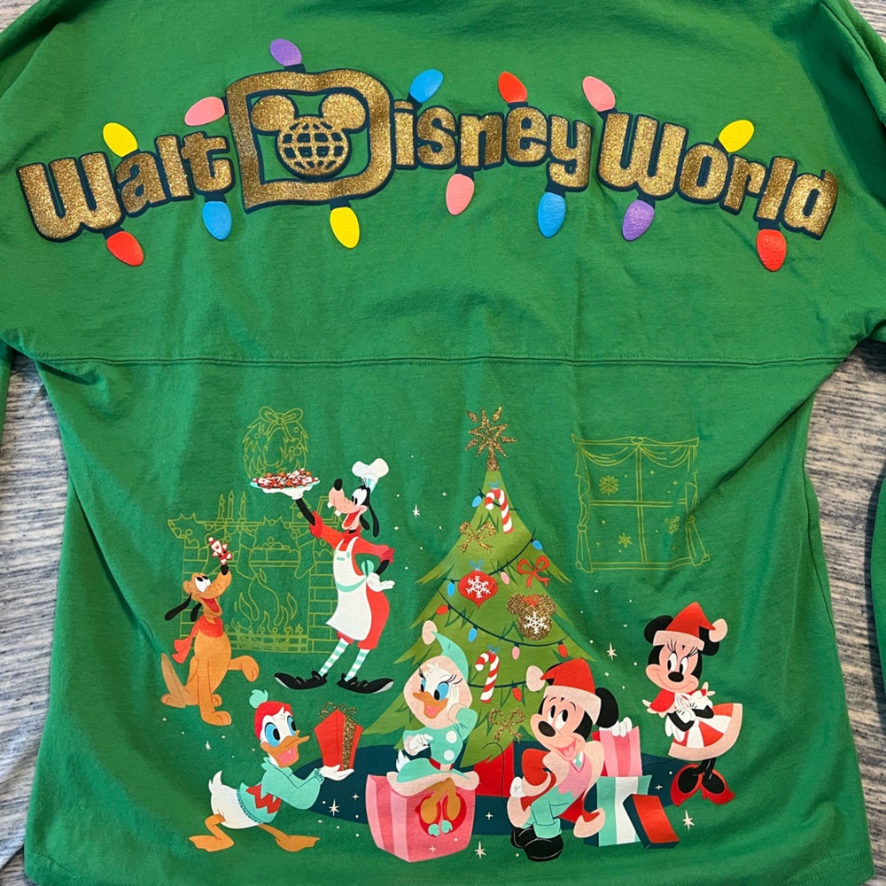 Walt Disney World - Christmas Spirit Jersey - Size Large